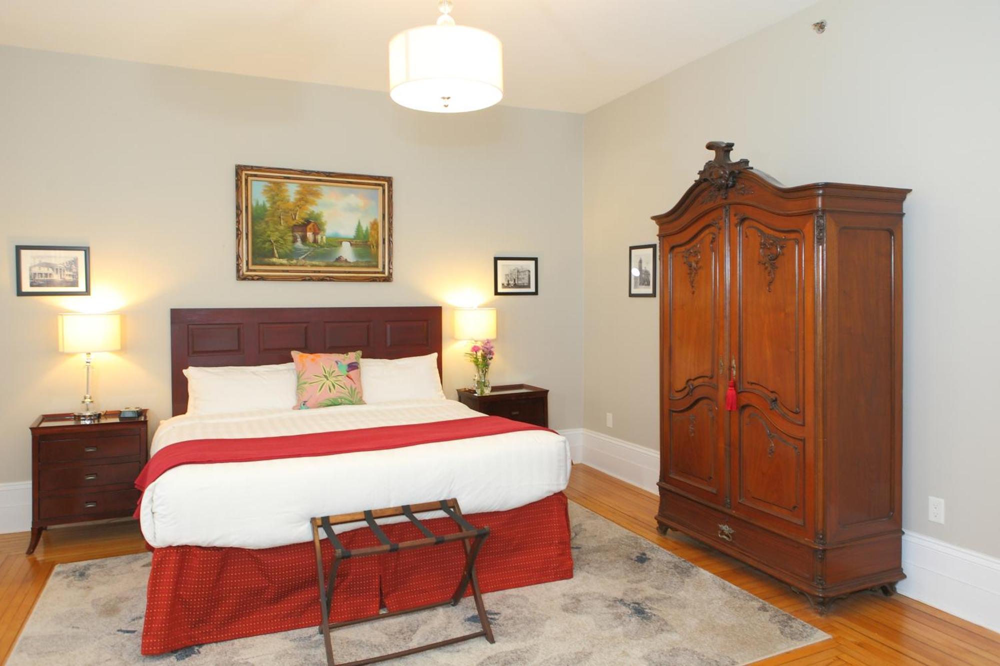 No 1 Grafton Inn ชาร์ลอตต์ทาวน์ ภายนอก รูปภาพ