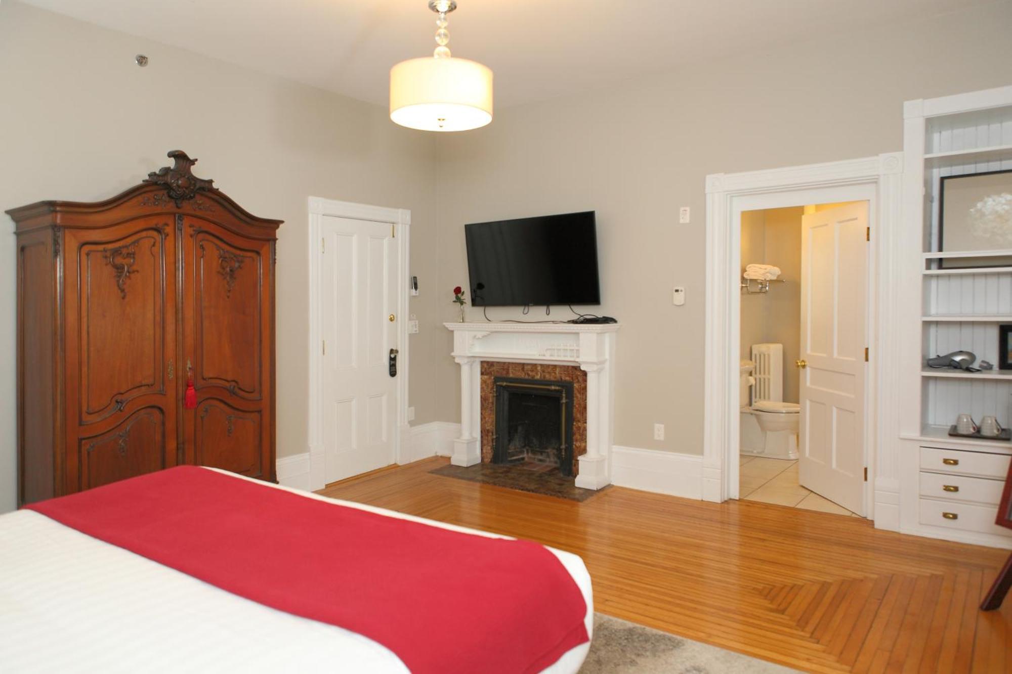 No 1 Grafton Inn ชาร์ลอตต์ทาวน์ ภายนอก รูปภาพ